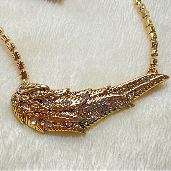 Betsey Johnson Angel Wing Rhinestone Necklace - Picture 5 of 7